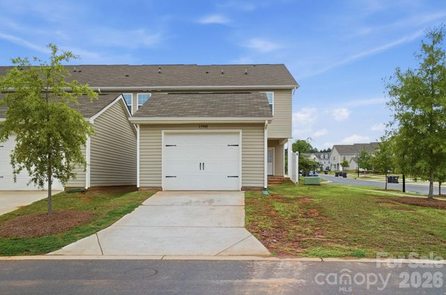 13905 Castle Nook Drive, Charlotte, NC 28273