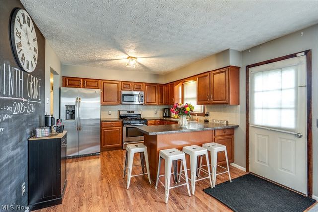 7363 Paxton Street NE, Canton, OH 44721