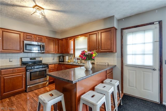 7363 Paxton Street NE, Canton, OH 44721