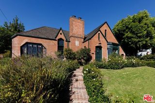 4207 Dundee Drive, Los Angeles, CA 90027
