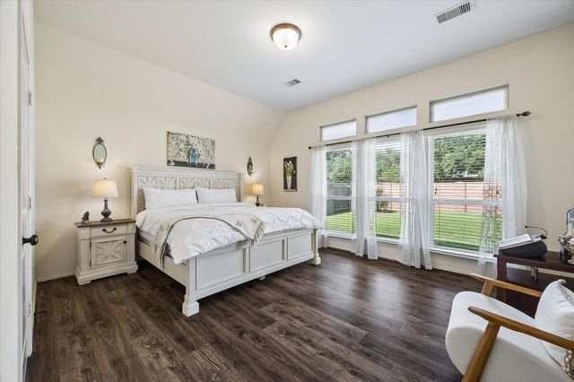 2803 Field Hollow Drive, Pearland, TX 77584