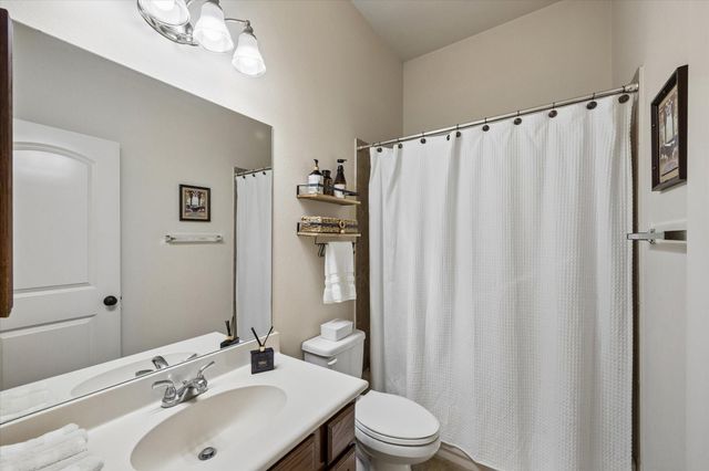 2803 Field Hollow Drive, Pearland, TX 77584
