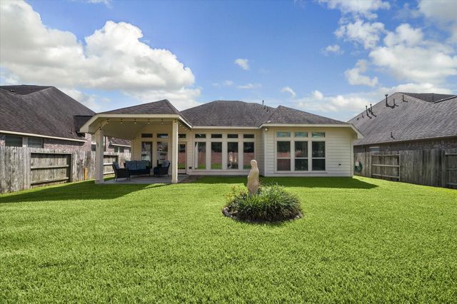 2803 Field Hollow Drive, Pearland, TX 77584