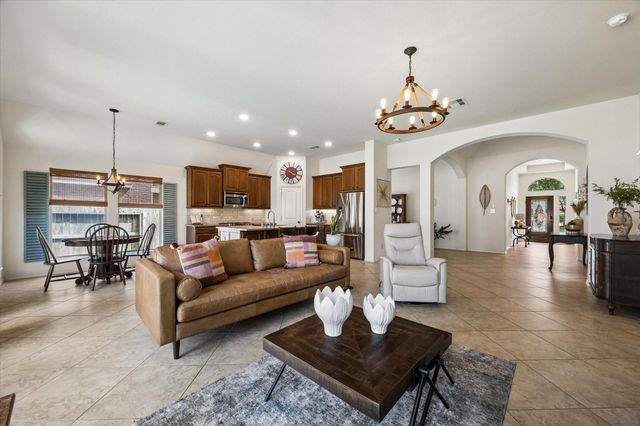 2803 Field Hollow Drive, Pearland, TX 77584