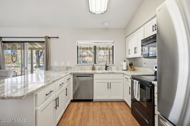 2152 W Jackalope Place, Tucson, AZ 85713