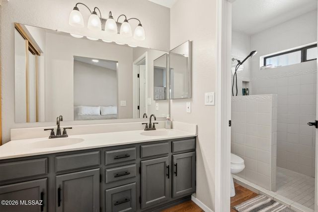 2152 W Jackalope Place, Tucson, AZ 85713