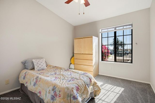 2152 W Jackalope Place, Tucson, AZ 85713