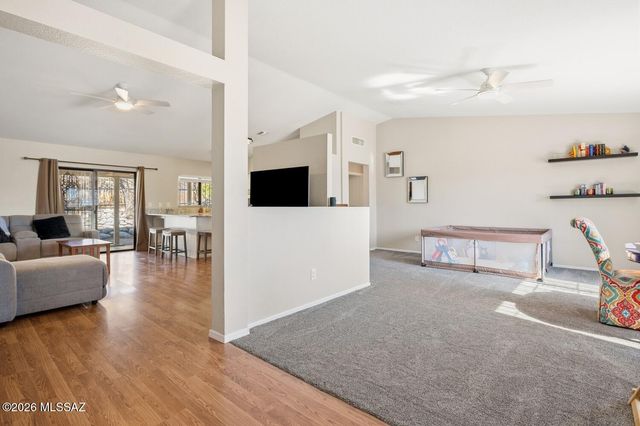 2152 W Jackalope Place, Tucson, AZ 85713