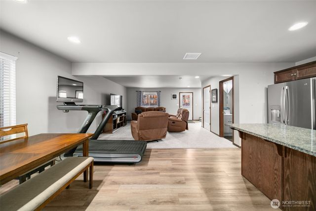 420 Kansas Loop, East Wenatchee, WA 98802