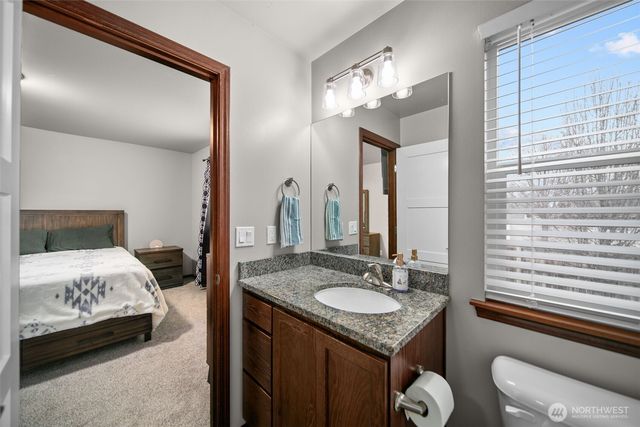 420 Kansas Loop, East Wenatchee, WA 98802