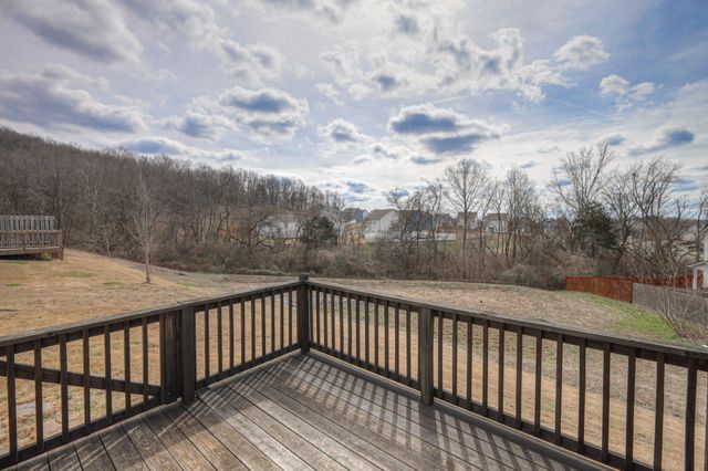 930 Millstream Dr, Nashville, TN 37218