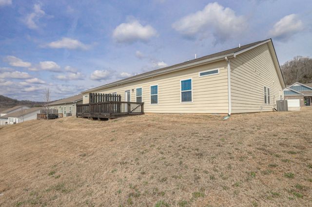 930 Millstream Dr, Nashville, TN 37218