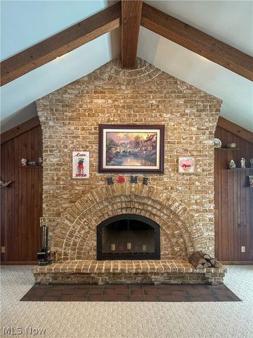 5516 Benton Lane, Brookfield, OH 44403