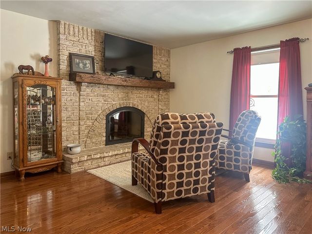 5516 Benton Lane, Brookfield, OH 44403