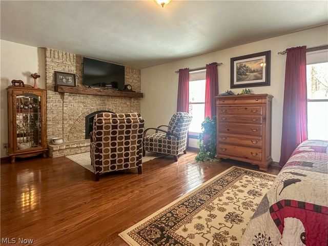 5516 Benton Lane, Brookfield, OH 44403