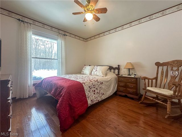 5516 Benton Lane, Brookfield, OH 44403