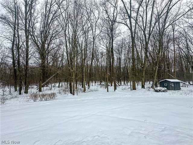 5516 Benton Lane, Brookfield, OH 44403