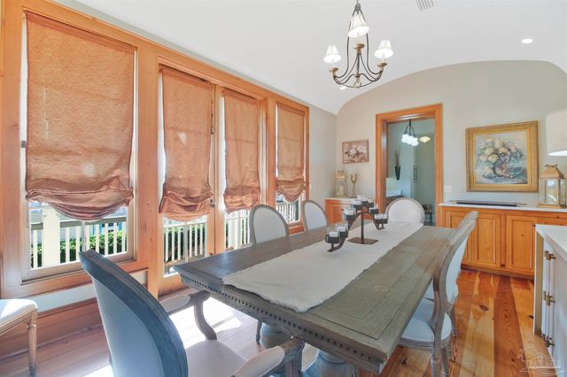 513 E Romana St, Pensacola, FL 32502