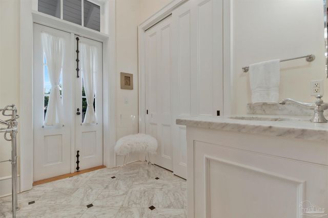 513 E Romana St, Pensacola, FL 32502