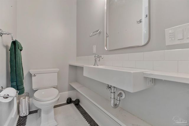 513 E Romana St, Pensacola, FL 32502