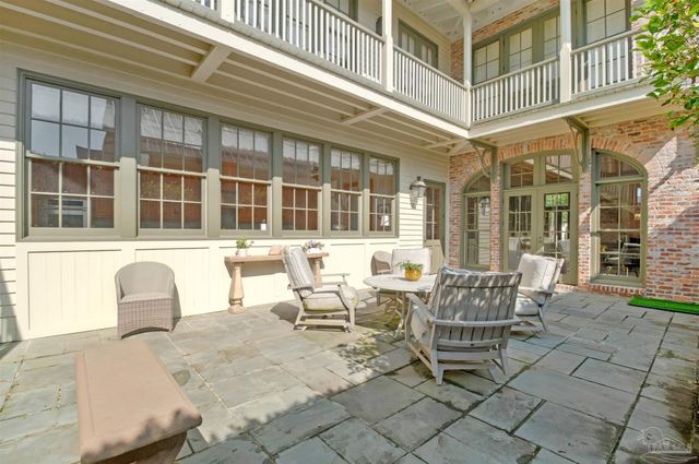 513 E Romana St, Pensacola, FL 32502