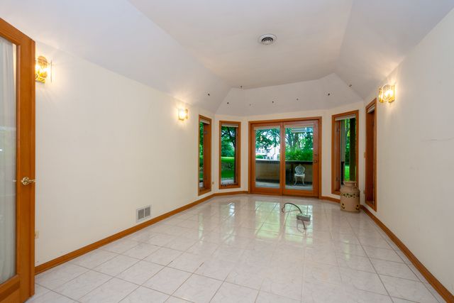 25047 W Palmer Court, Antioch, IL 60002