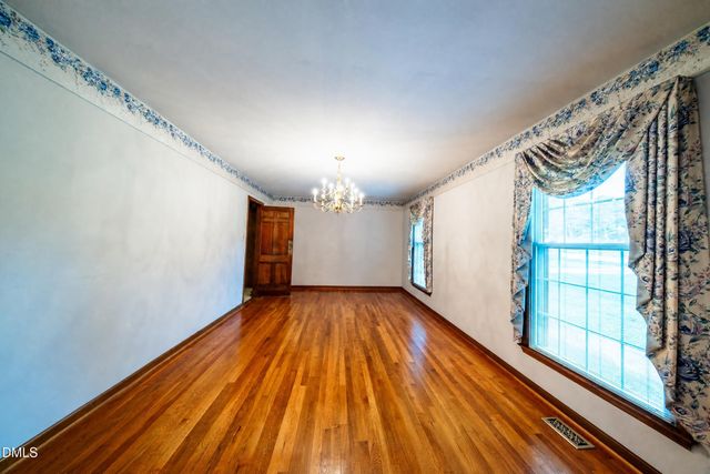 5108 Hicone Road, Mcleansville, NC 27301