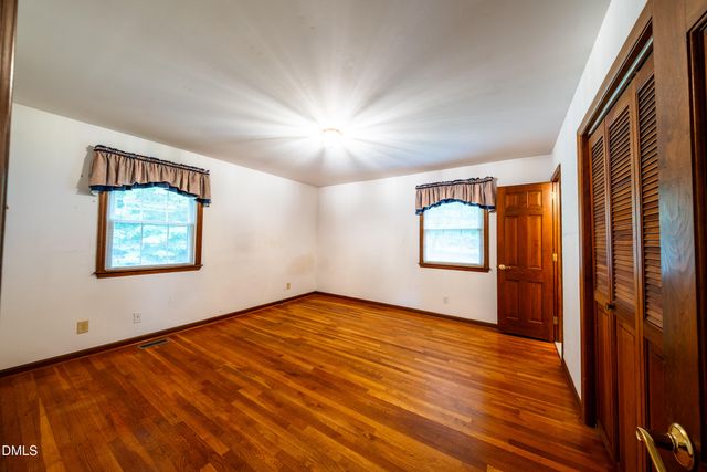 5108 Hicone Road, Mcleansville, NC 27301