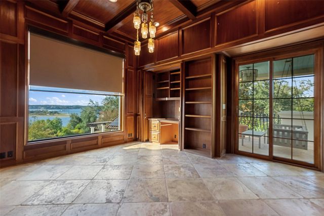 203 Bella Riva DR, Austin, TX 78734