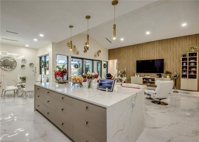 4231 NW 12th LN, Cape Coral, FL 33993