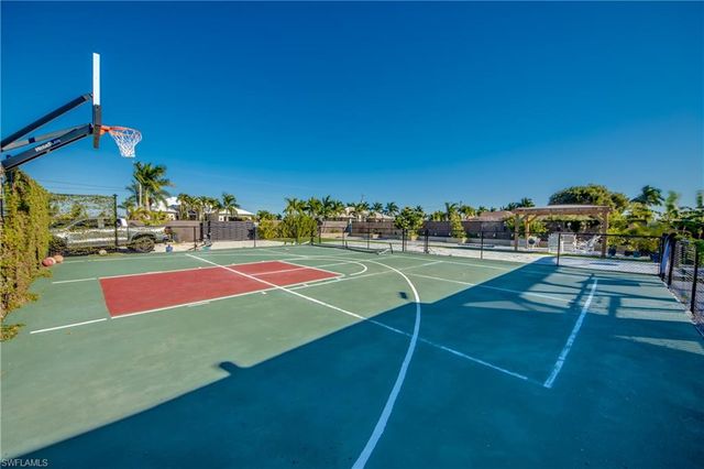 4231 NW 12th LN, Cape Coral, FL 33993