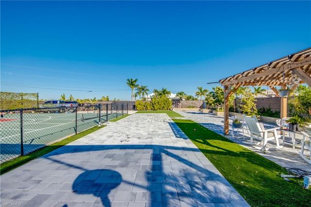 4231 NW 12th LN, Cape Coral, FL 33993