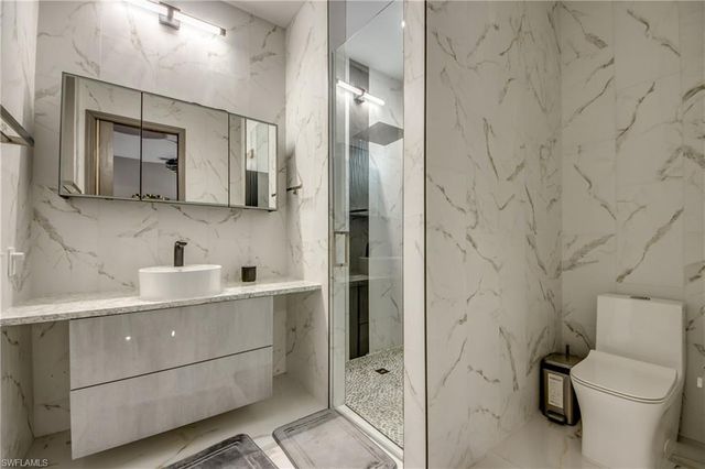 4231 NW 12th LN, Cape Coral, FL 33993