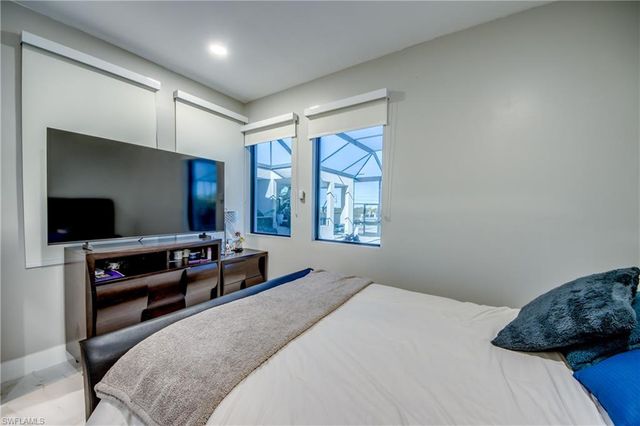 4231 NW 12th LN, Cape Coral, FL 33993