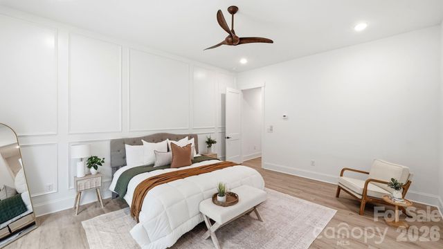 825 Breezewood Drive, Charlotte, NC 28262