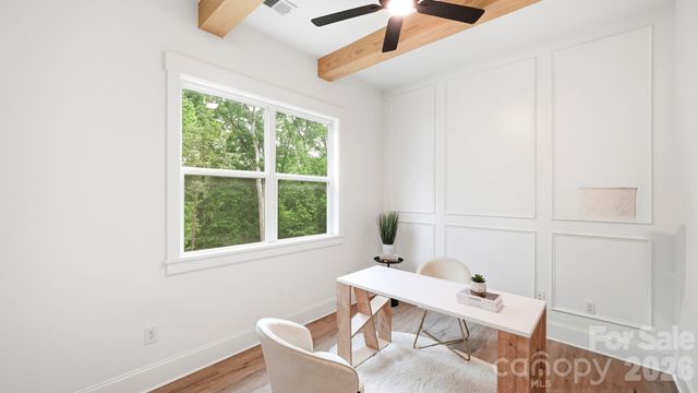 825 Breezewood Drive, Charlotte, NC 28262
