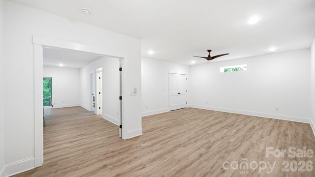 825 Breezewood Drive, Charlotte, NC 28262