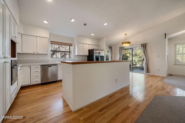 3680 Ranch Crest Drive, Reno, NV 89509