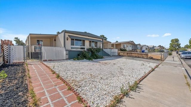 13919 Riviera, Victorville, CA 92395