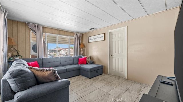 13919 Riviera, Victorville, CA 92395