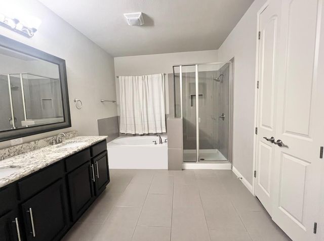 102 Waverly Spire CT, Austin, TX 78738