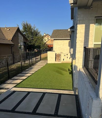 102 Waverly Spire CT, Austin, TX 78738