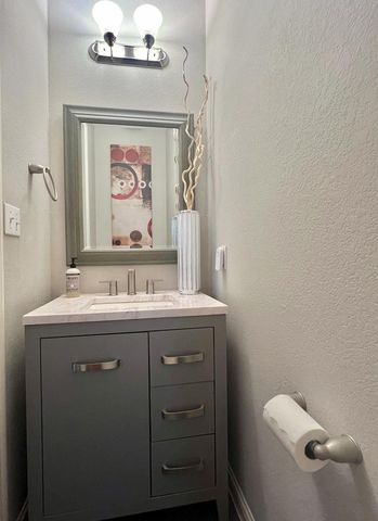 102 Waverly Spire CT, Austin, TX 78738