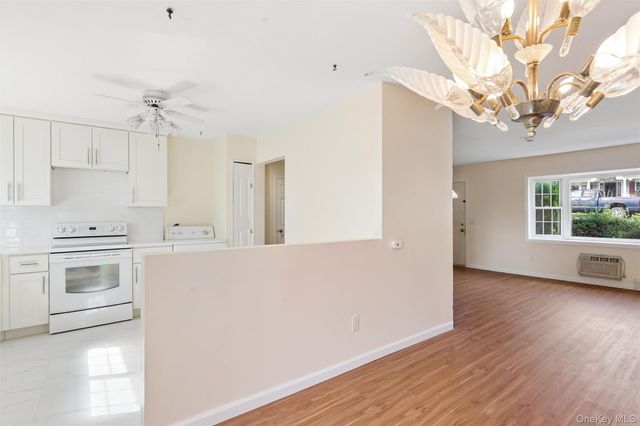 115 Rosemont Avenue, Farmingville, NY 11738