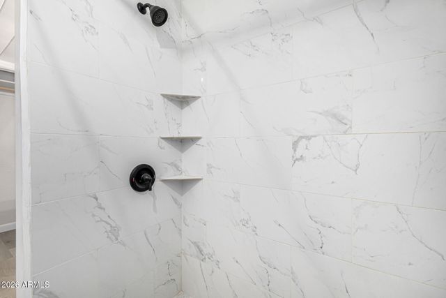 8055 E THOMAS Road E106, Scottsdale, AZ 85251