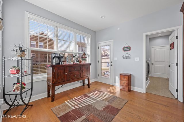 104 Crystal Cove Lane, Oak Ridge, TN 37830