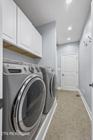 104 Crystal Cove Lane, Oak Ridge, TN 37830