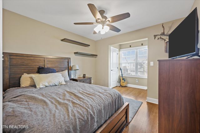 104 Crystal Cove Lane, Oak Ridge, TN 37830