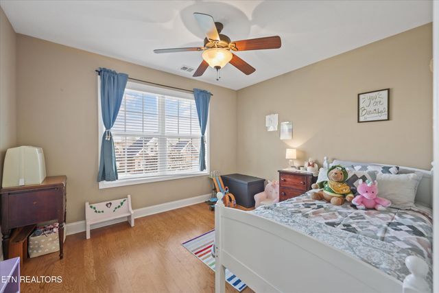 104 Crystal Cove Lane, Oak Ridge, TN 37830