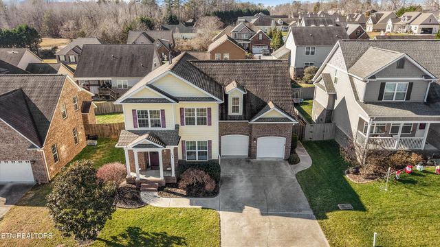 104 Crystal Cove Lane, Oak Ridge, TN 37830